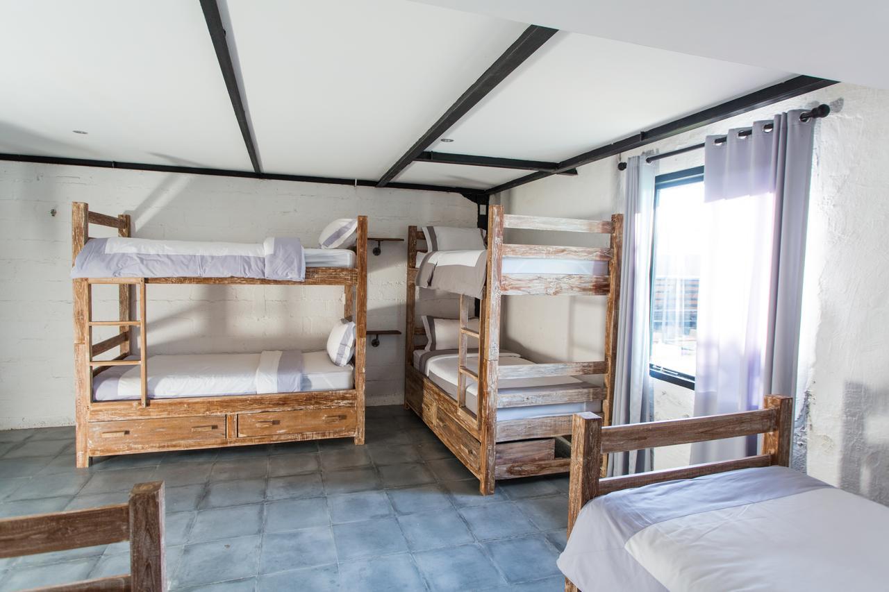 Takeoff Surf Camp & Hotel Canggu Exterior foto